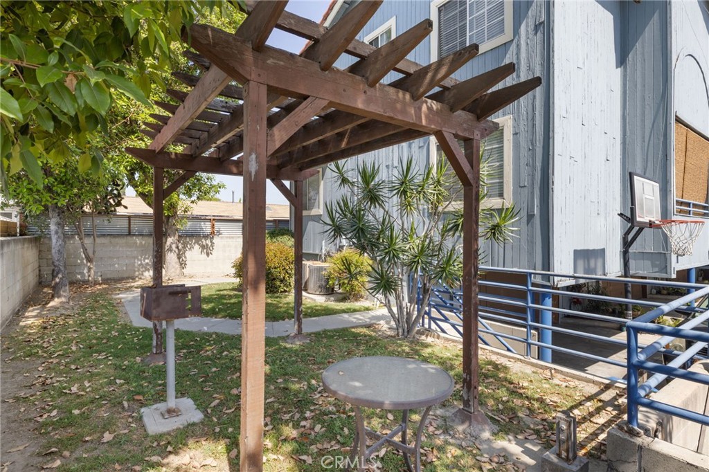 11866 Sproul Street B Property Photo 33