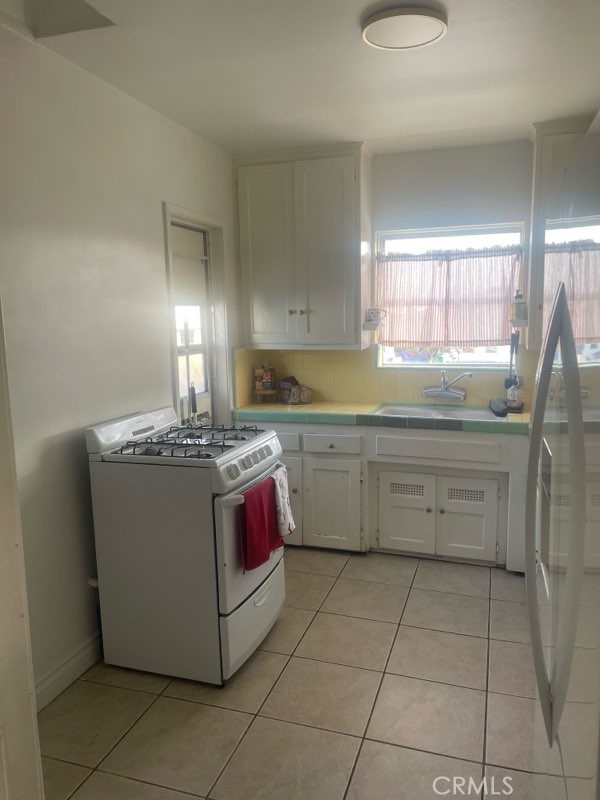 5360 Ithaca Property Photo 9