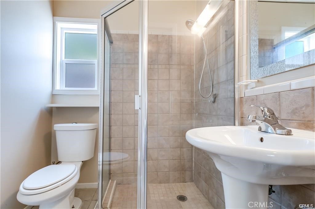 6171 Cleon Property Photo 24