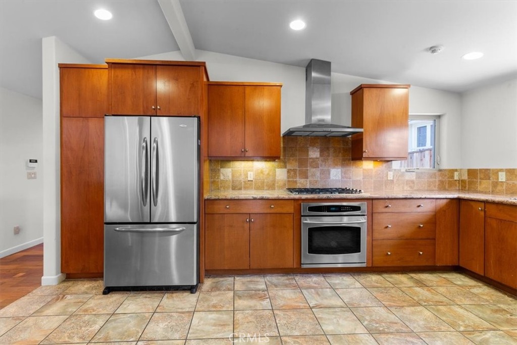 2377 Silver Ridge Avenue Property Photo 19