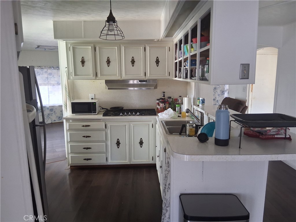 15252 Seneca Rd 1 Property Photo 14