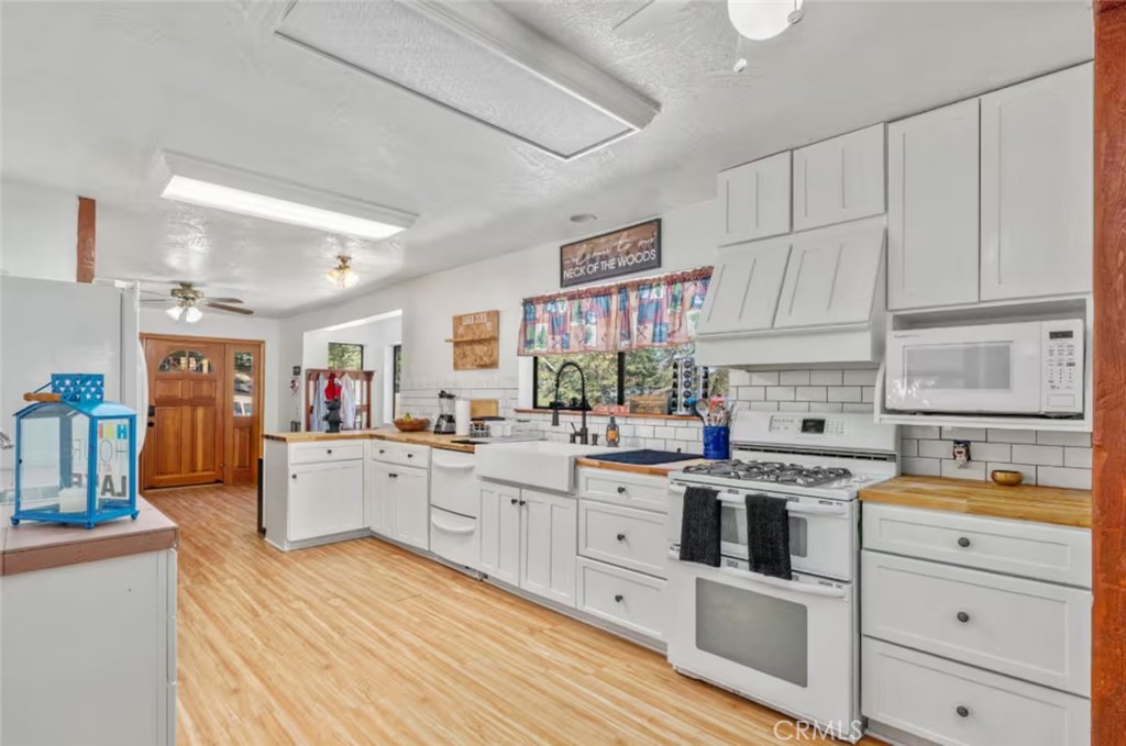 26249 Alpine Property Photo 16