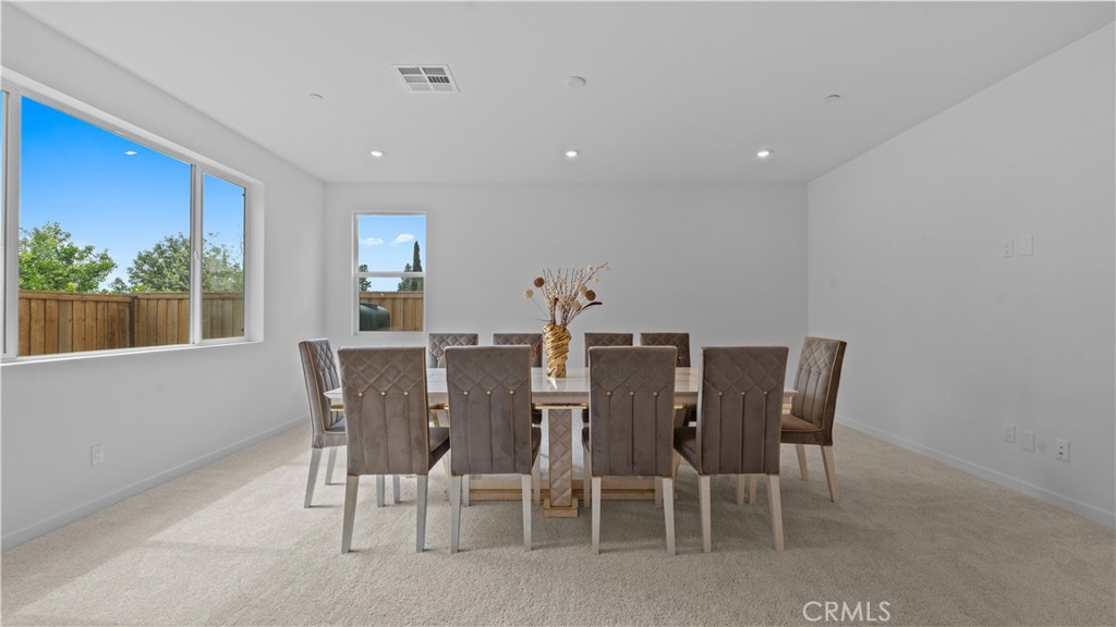 11755 Fenton Property Photo 5