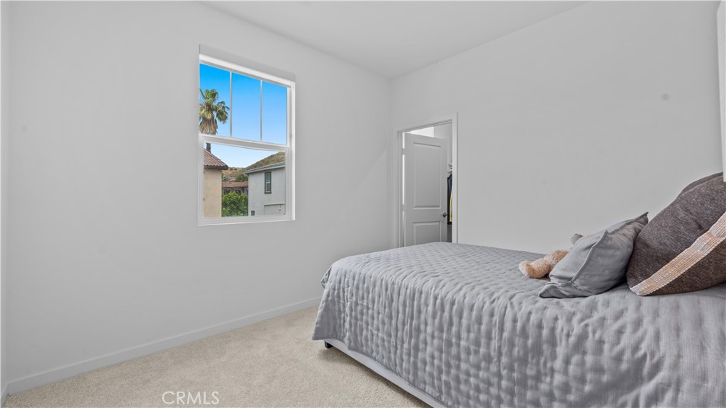 11755 Fenton Property Photo 17