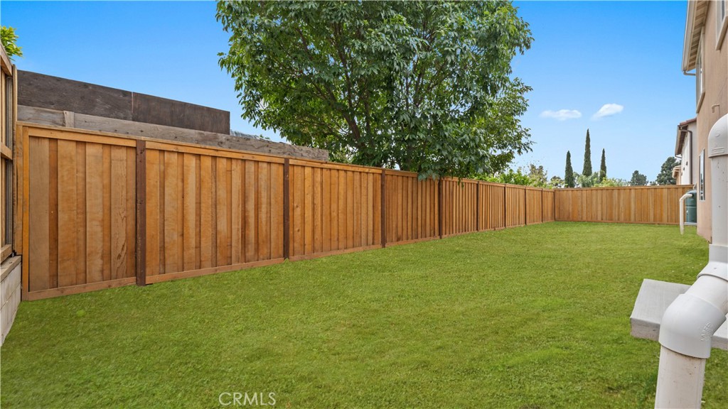 11755 Fenton Property Photo 20
