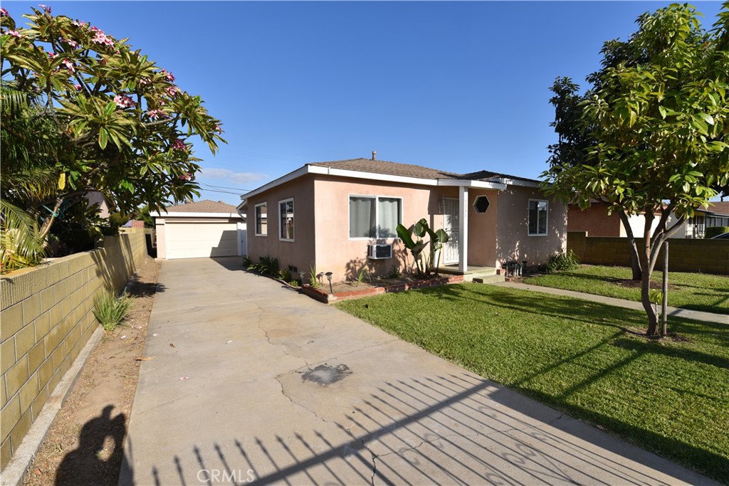 9038 Danby Property Photo 2