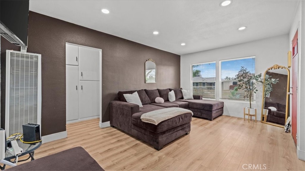 1516 Home Property Photo 10