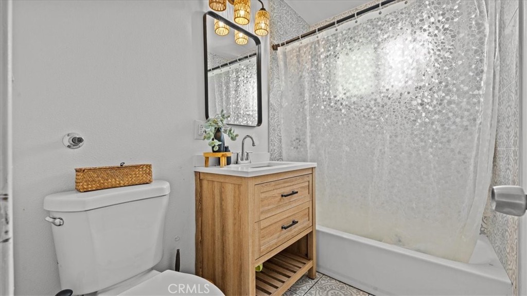 1516 Home Property Photo 18