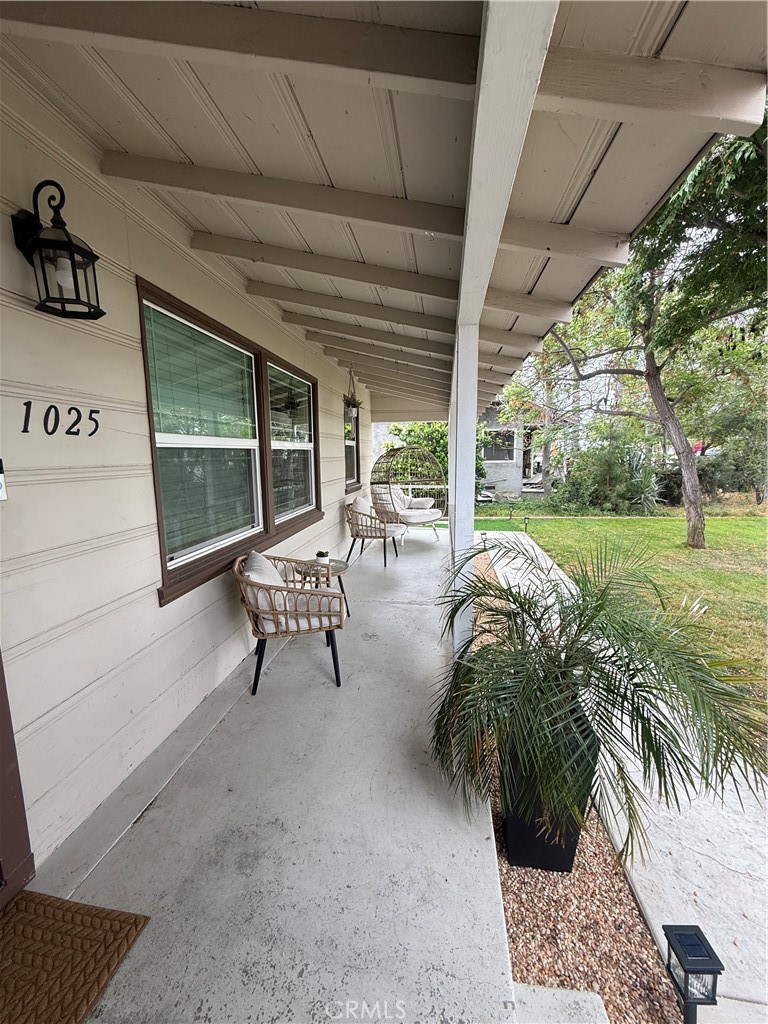 1025 Davids Road Property Photo 1