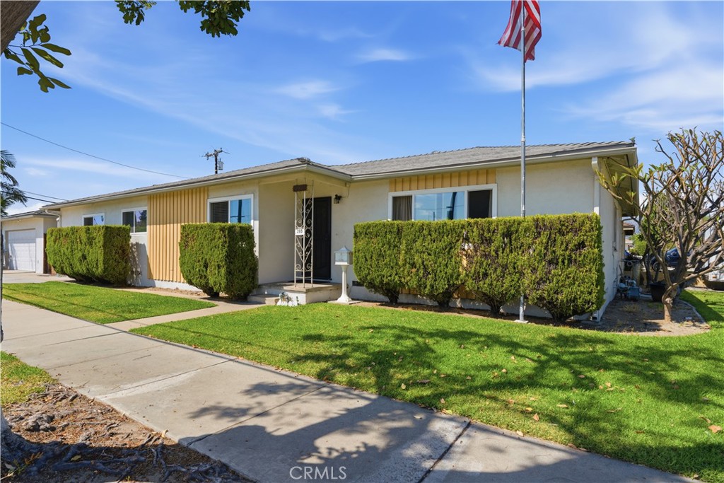 285 W Covina Property Photo 1