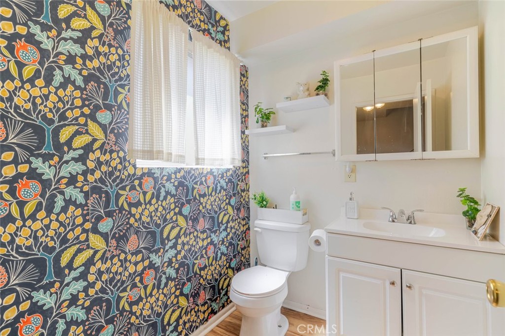 12422 Clearglen Avenue Property Photo 10