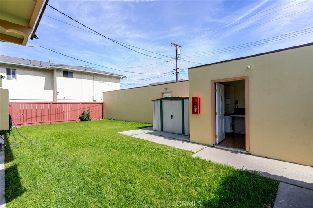 12422 Clearglen Avenue Property Photo 24