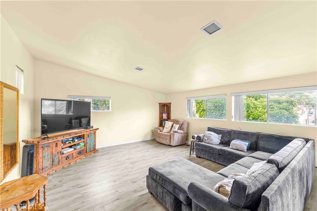 3680 Rolle Property Photo 8