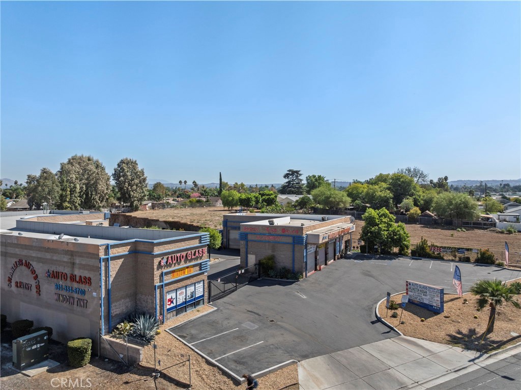 4811 Van Buren Boulevard D Property Photo 3