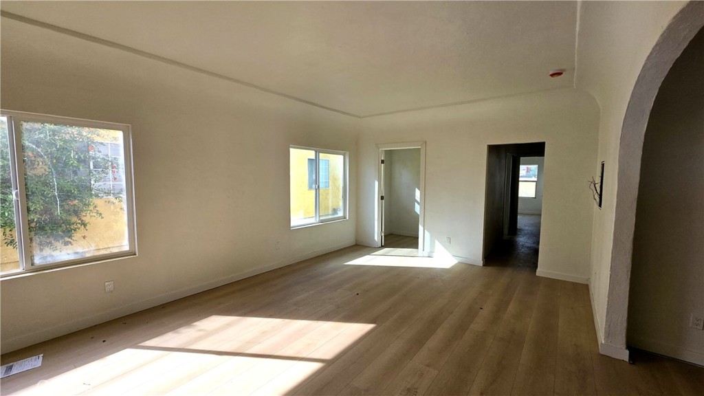 6047 Dennison Property Photo 16