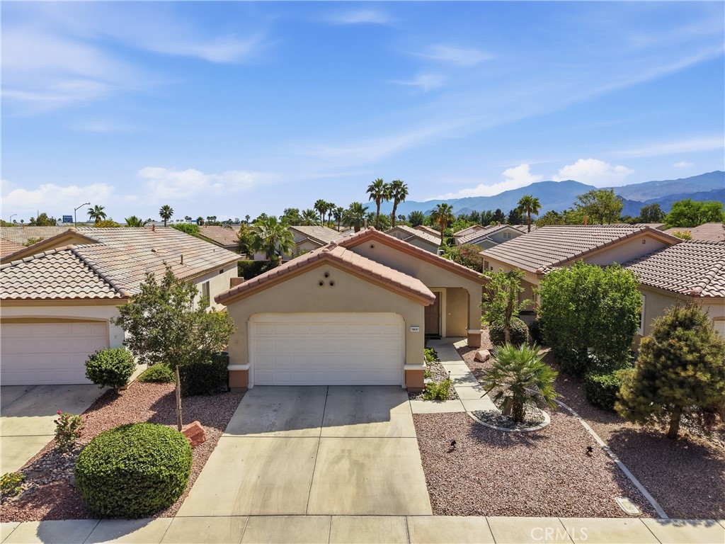78697 Hampshire Property Photo 1