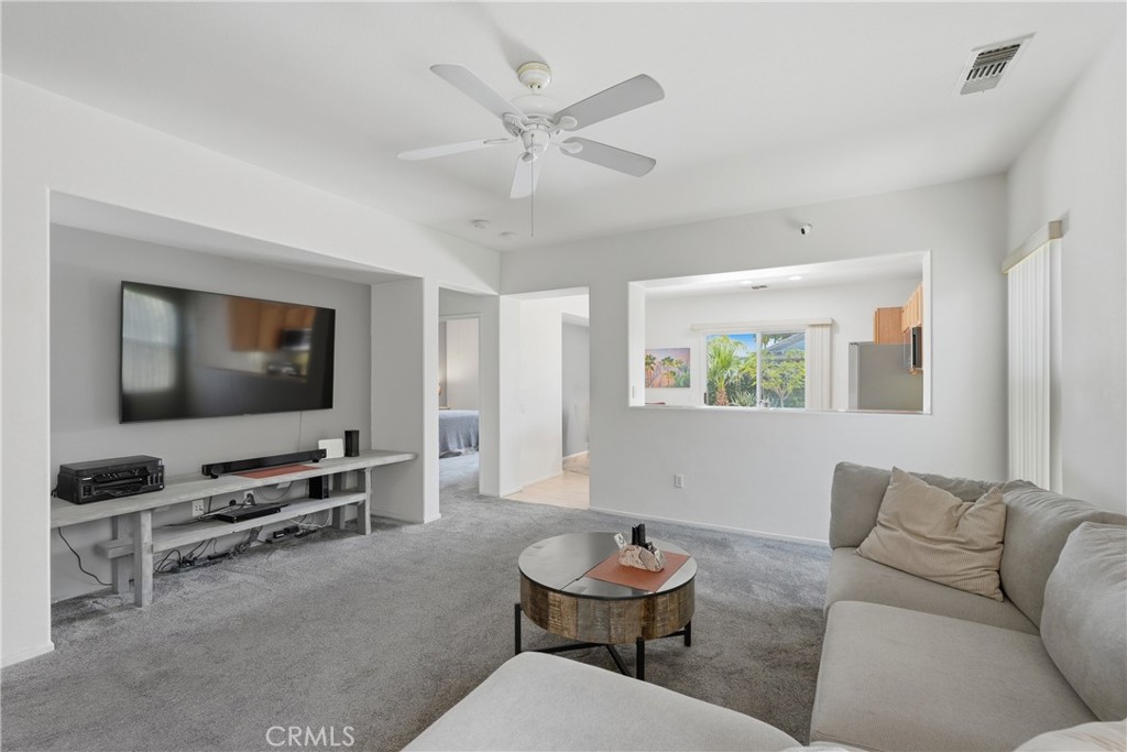 78697 Hampshire Property Photo 14