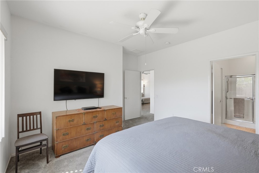 78697 Hampshire Property Photo 17