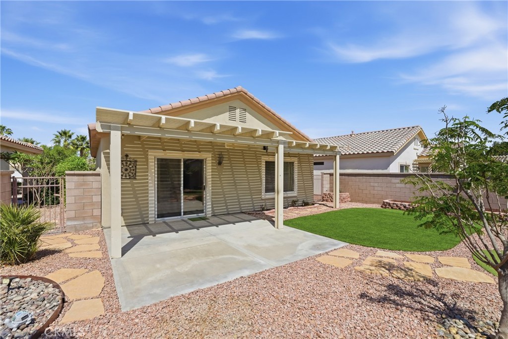 78697 Hampshire Property Photo 21