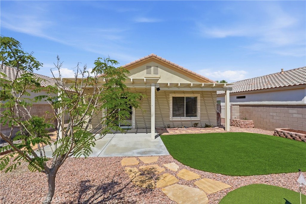 78697 Hampshire Property Photo 22