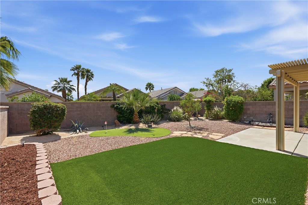78697 Hampshire Property Photo 24