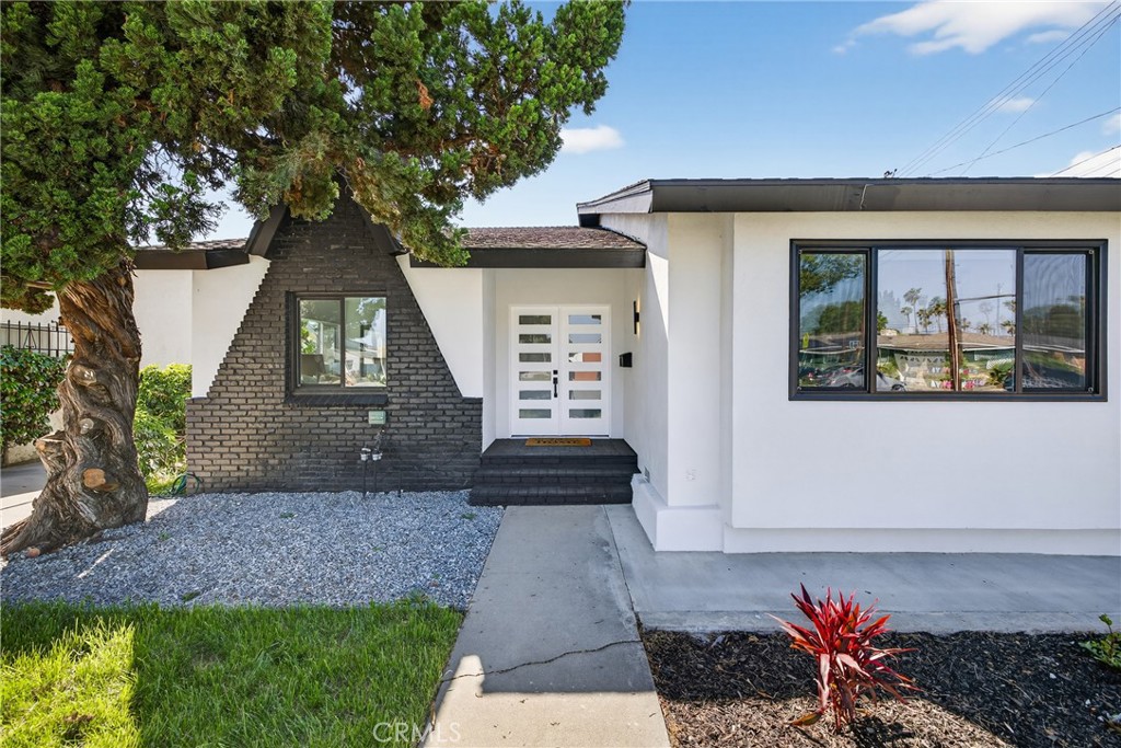 15529 Cornuta Property Photo 4