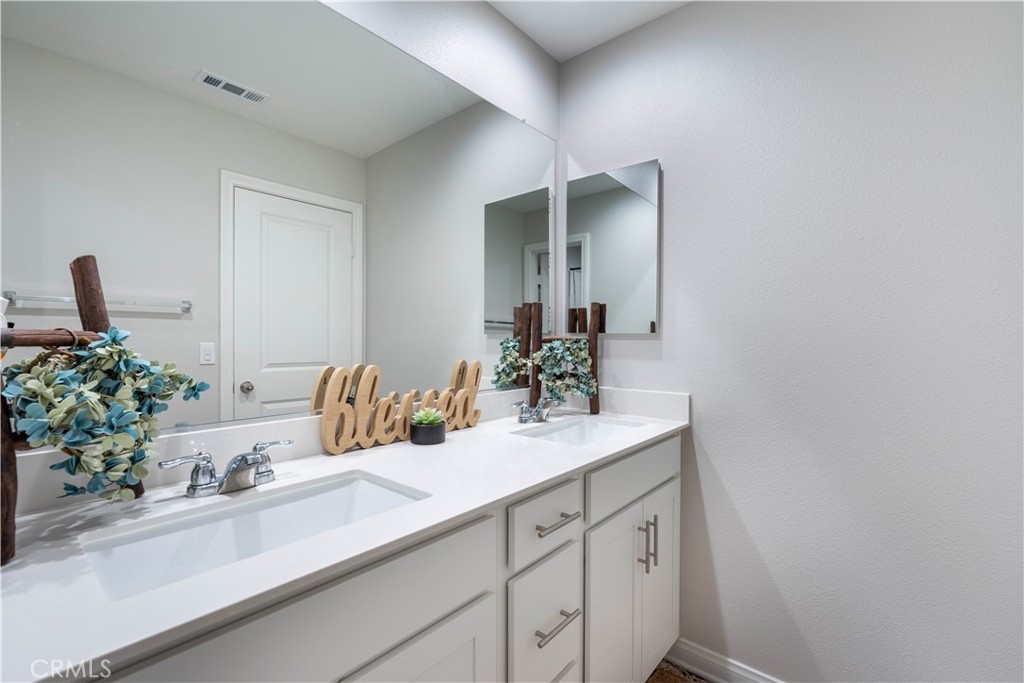763 Augusta Property Photo 34