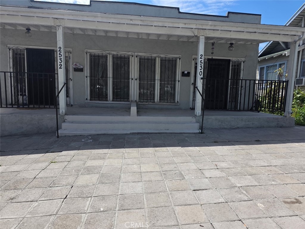 2532 2530-2532 Wabash Ave. Property Photo 1