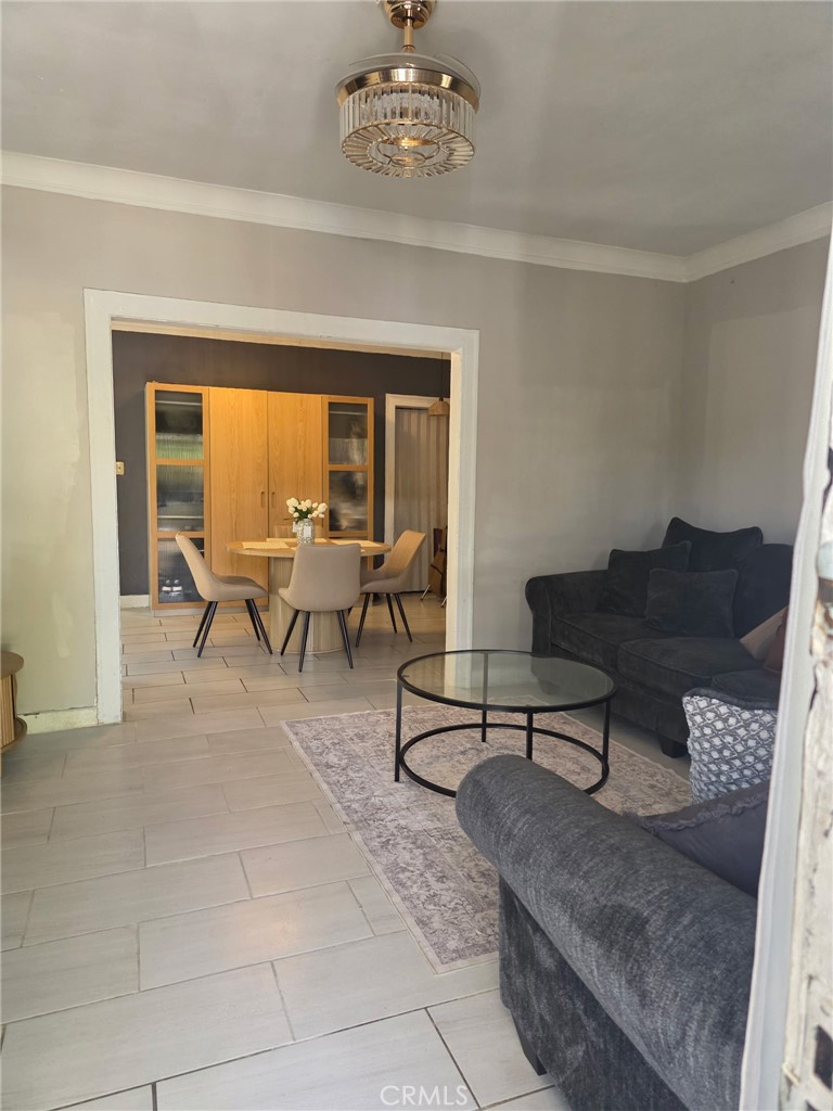 2532 2530-2532 Wabash Ave. Property Photo 12