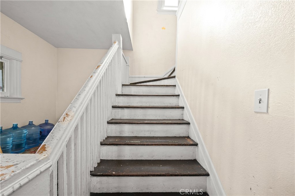 1438 E 20th Street Property Photo 11