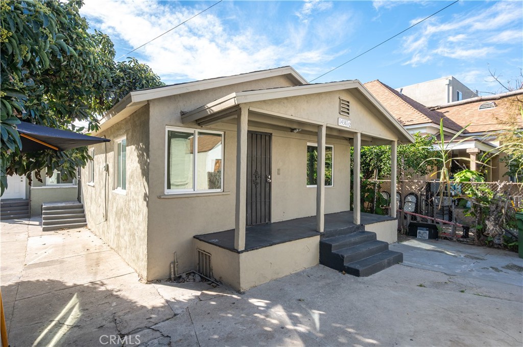 1438 E 20th Street Property Photo 17