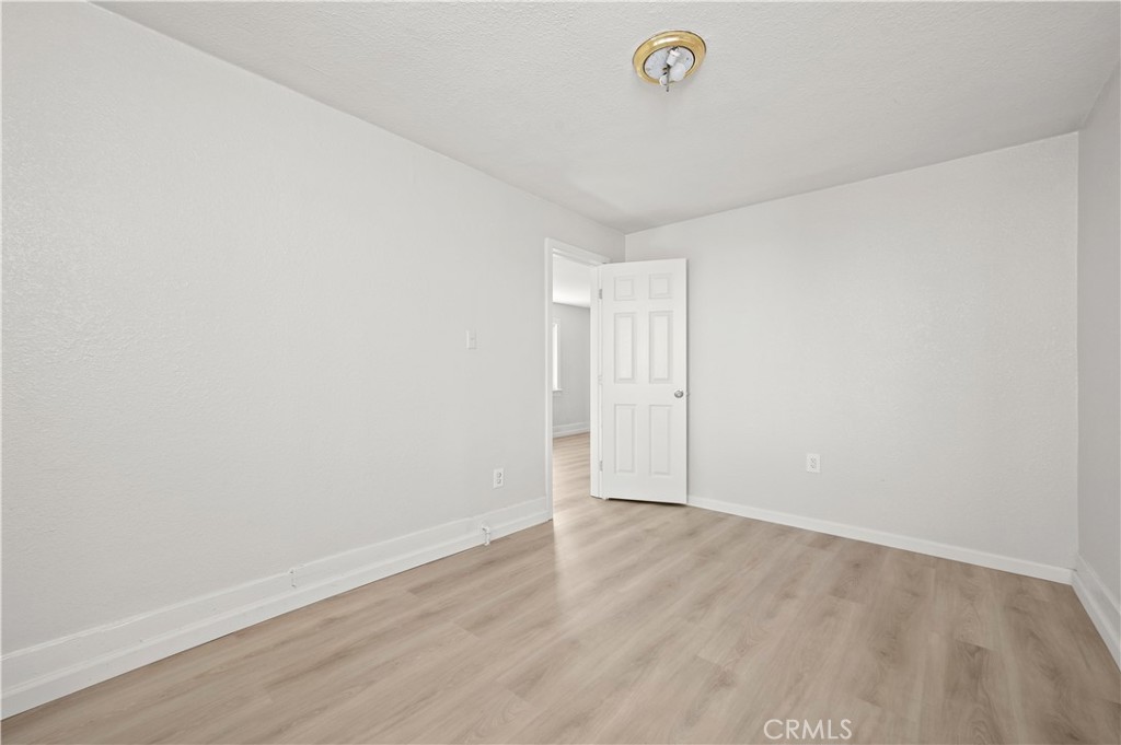 1438 E 20th Street Property Photo 24