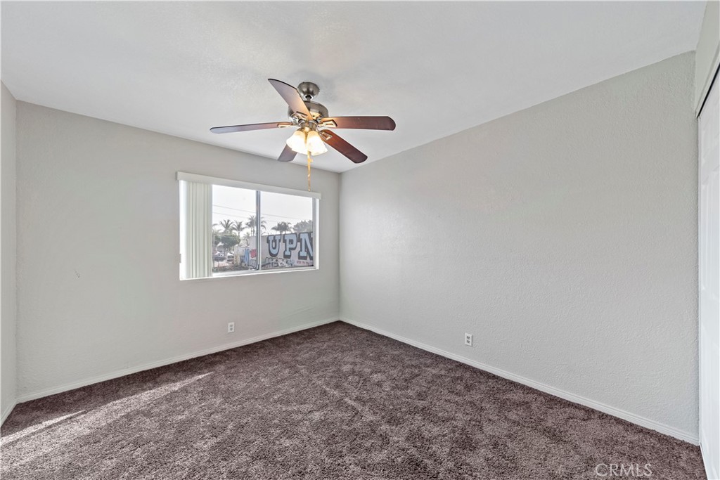 1308 E Oaks Street C Property Photo 7