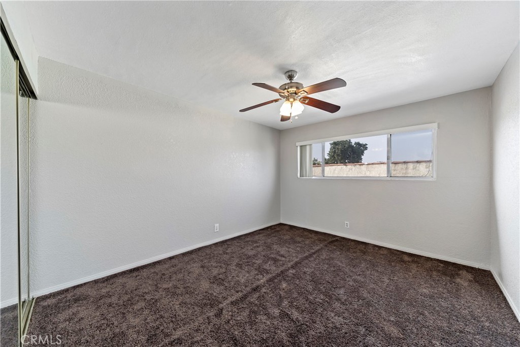 1308 E Oaks Street C Property Photo 9