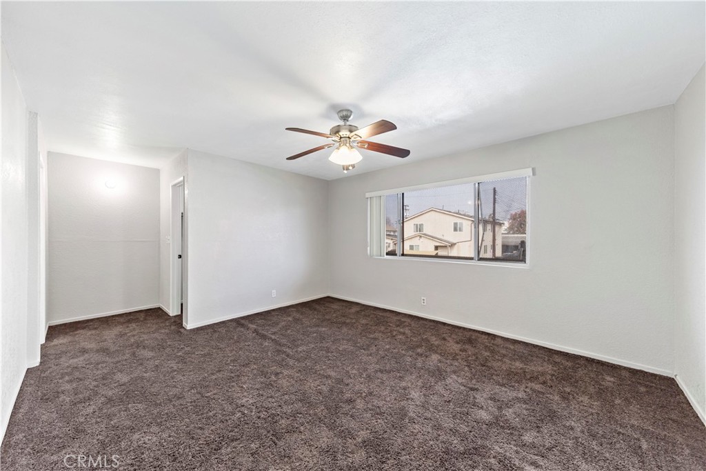 1308 E Oaks Street C Property Photo 11