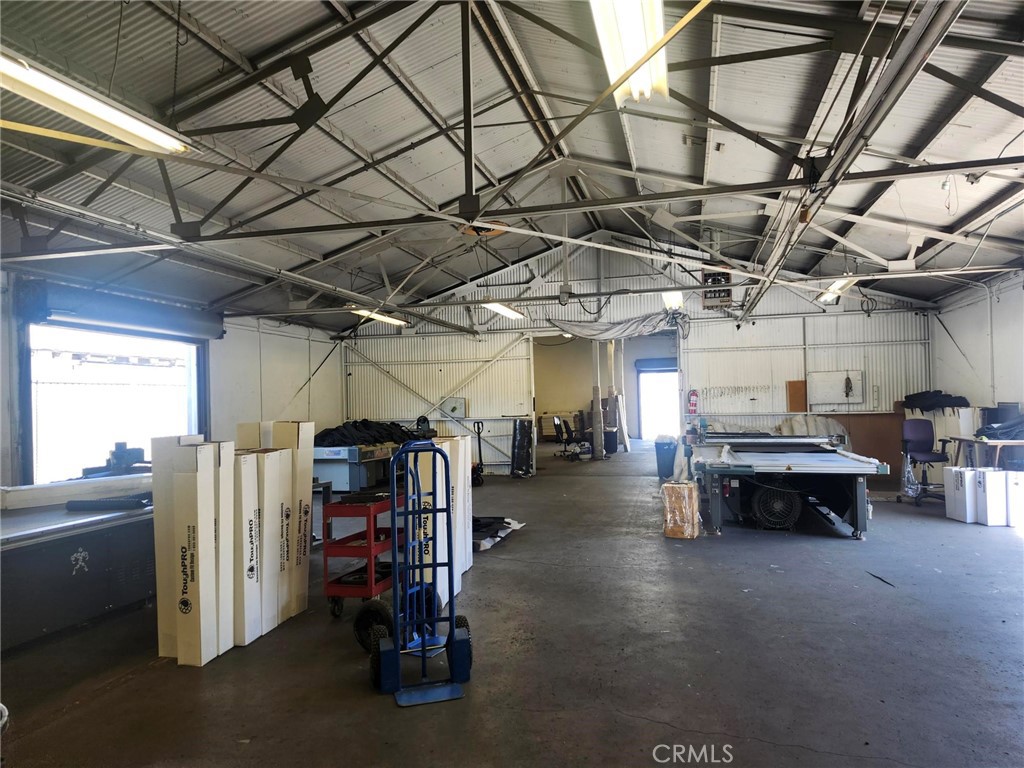 10943 Schmidt Property Photo 3