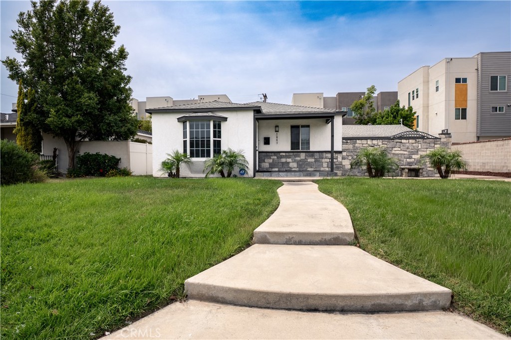 7041 Indiana Property Photo 1