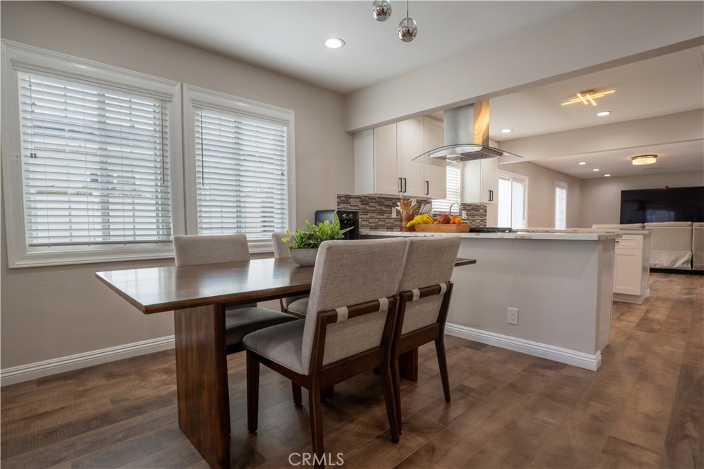 7041 Indiana Property Photo 12