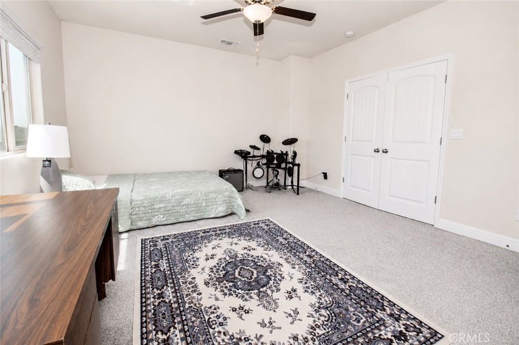 2482 Valdes Dr Property Photo 21