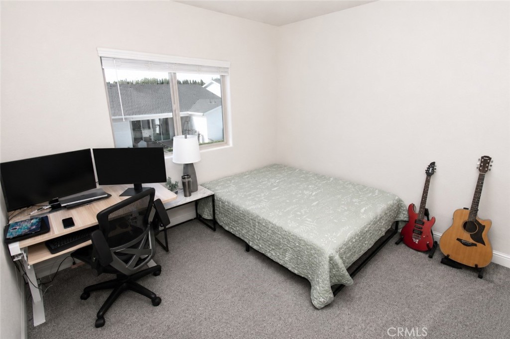 2482 Valdes Dr Property Photo 34
