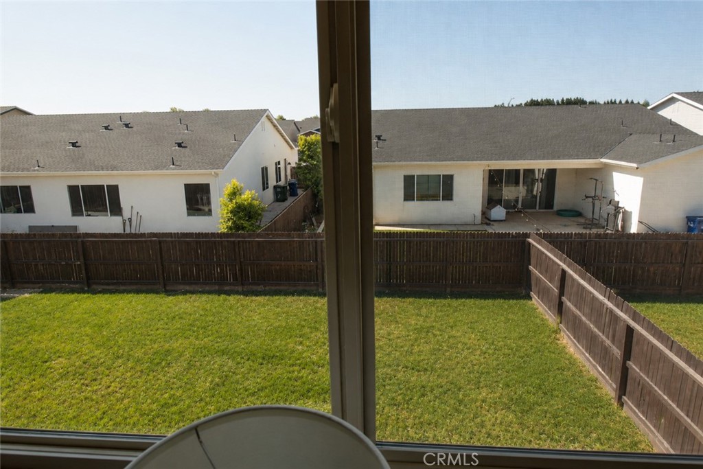 2482 Valdes Dr Property Photo 37