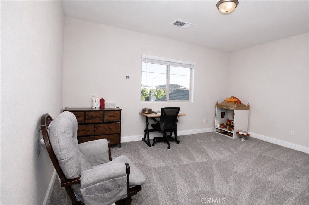 2482 Valdes Dr Property Photo 44