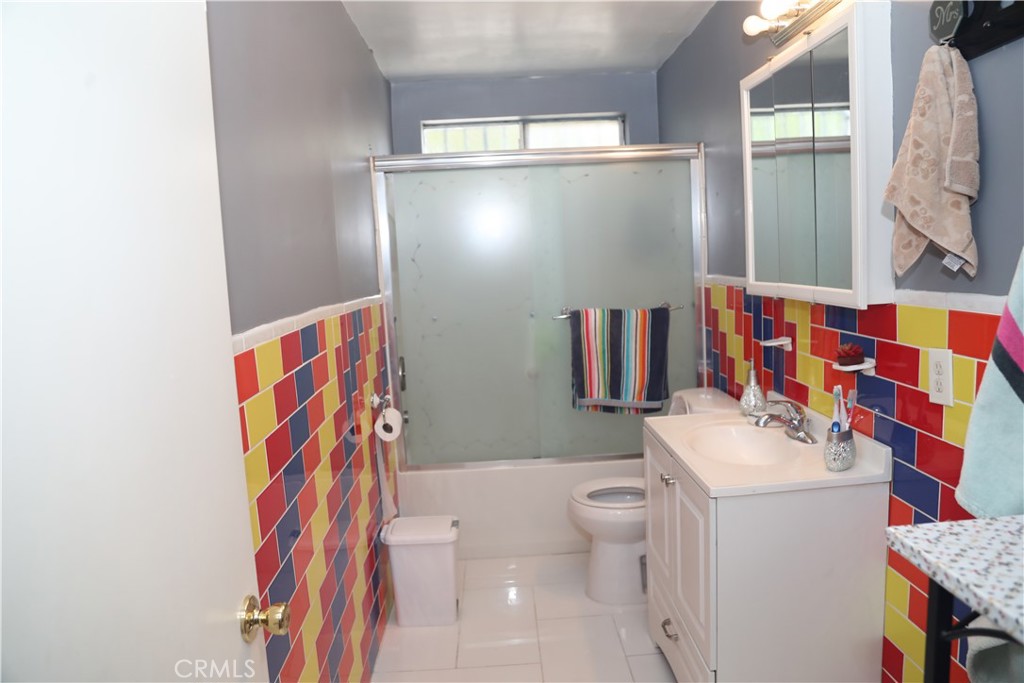 3531 E 61st Property Photo 19