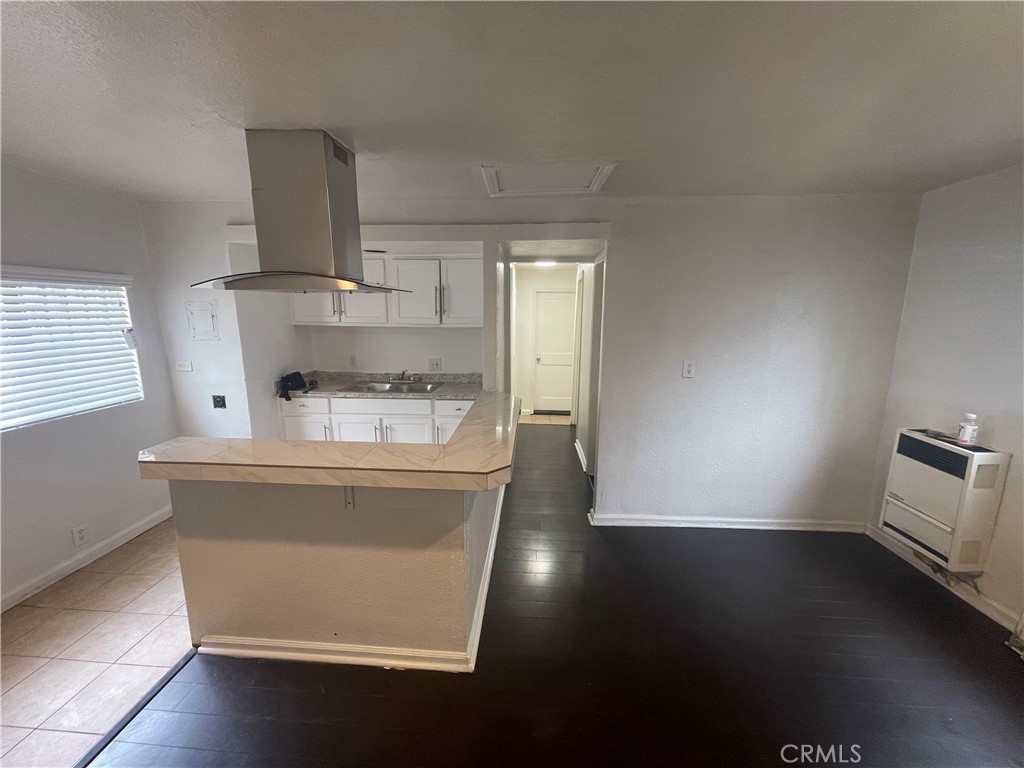 4605 Arlington 1/2 Property Photo 6