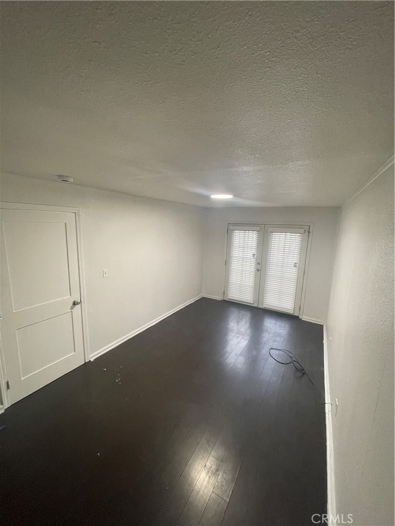 4605 Arlington 1/2 Property Photo 15