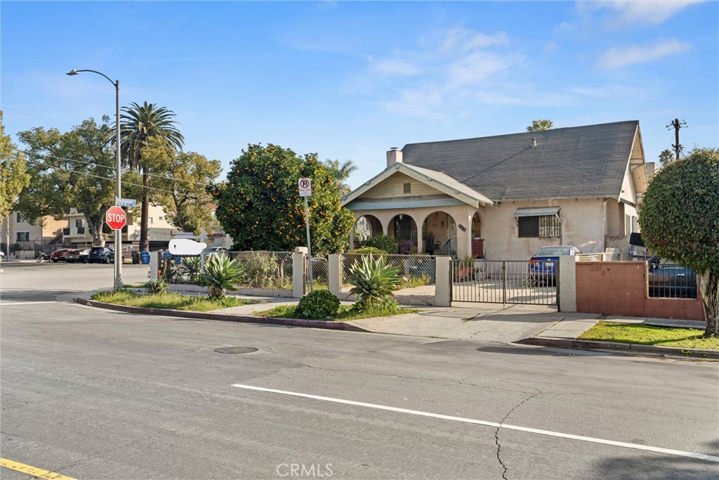 4214 Rosewood Property Photo 1