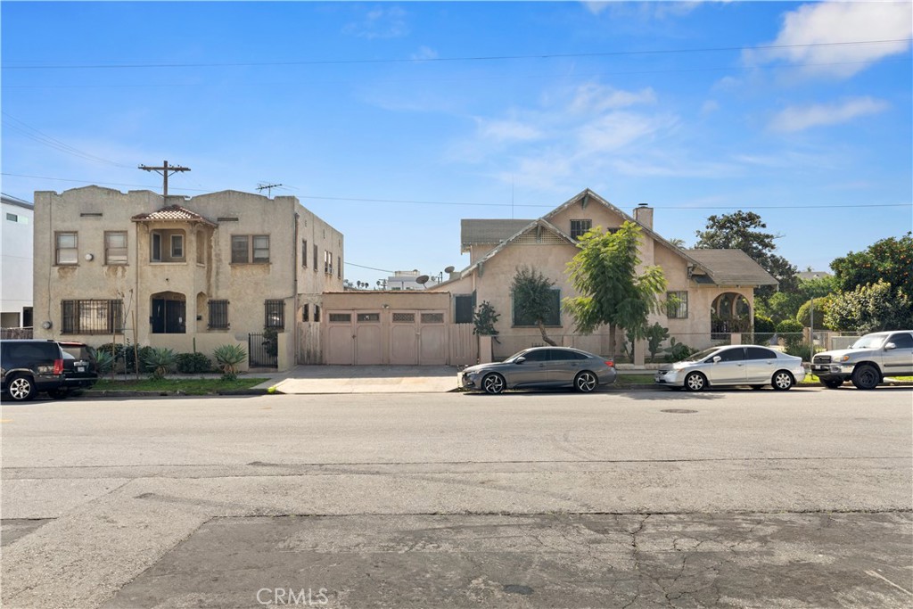4214 Rosewood Property Photo 6