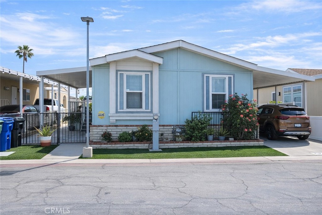 17225 Valley Boulevard W 54 Property Photo 1