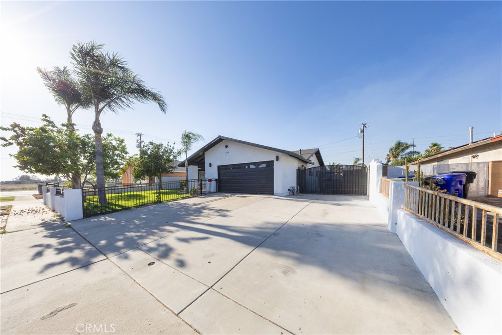 16108 Tullock Property Photo 4