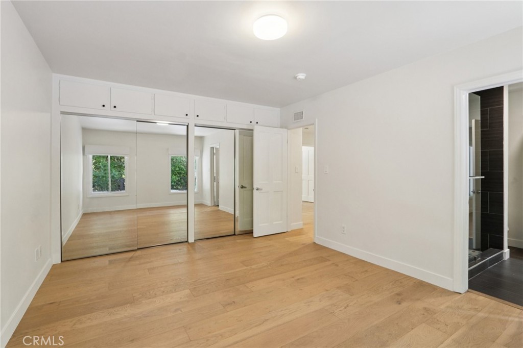 4900 Queen Victoria Property Photo 36